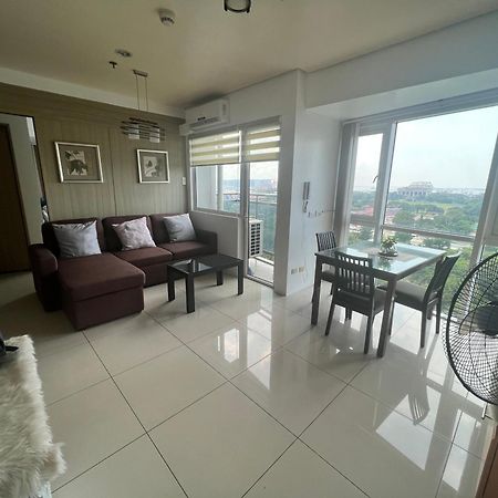 De Luxe, Standard And Studio Suites -The Breeze Residences-Close To Airport,Mall Of Asia, Us Embassy มะนิลา ภายนอก รูปภาพ