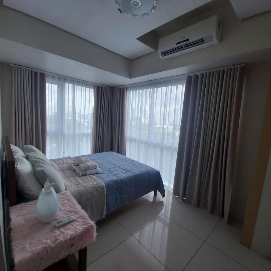 De Luxe, Standard And Studio Suites -The Breeze Residences-Close To Airport,Mall Of Asia, Us Embassy มะนิลา ภายนอก รูปภาพ