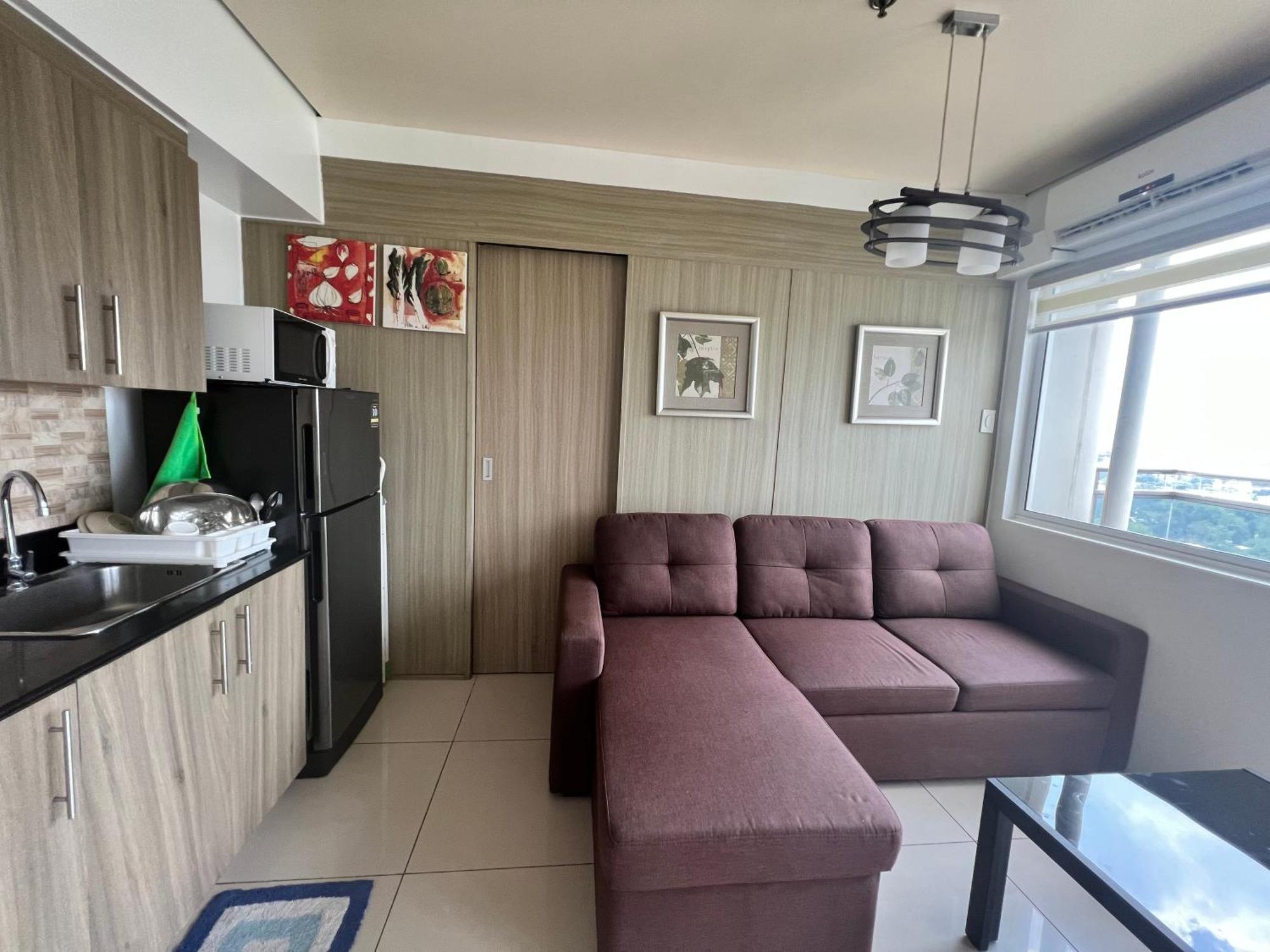 De Luxe, Standard And Studio Suites -The Breeze Residences-Close To Airport,Mall Of Asia, Us Embassy มะนิลา ภายนอก รูปภาพ