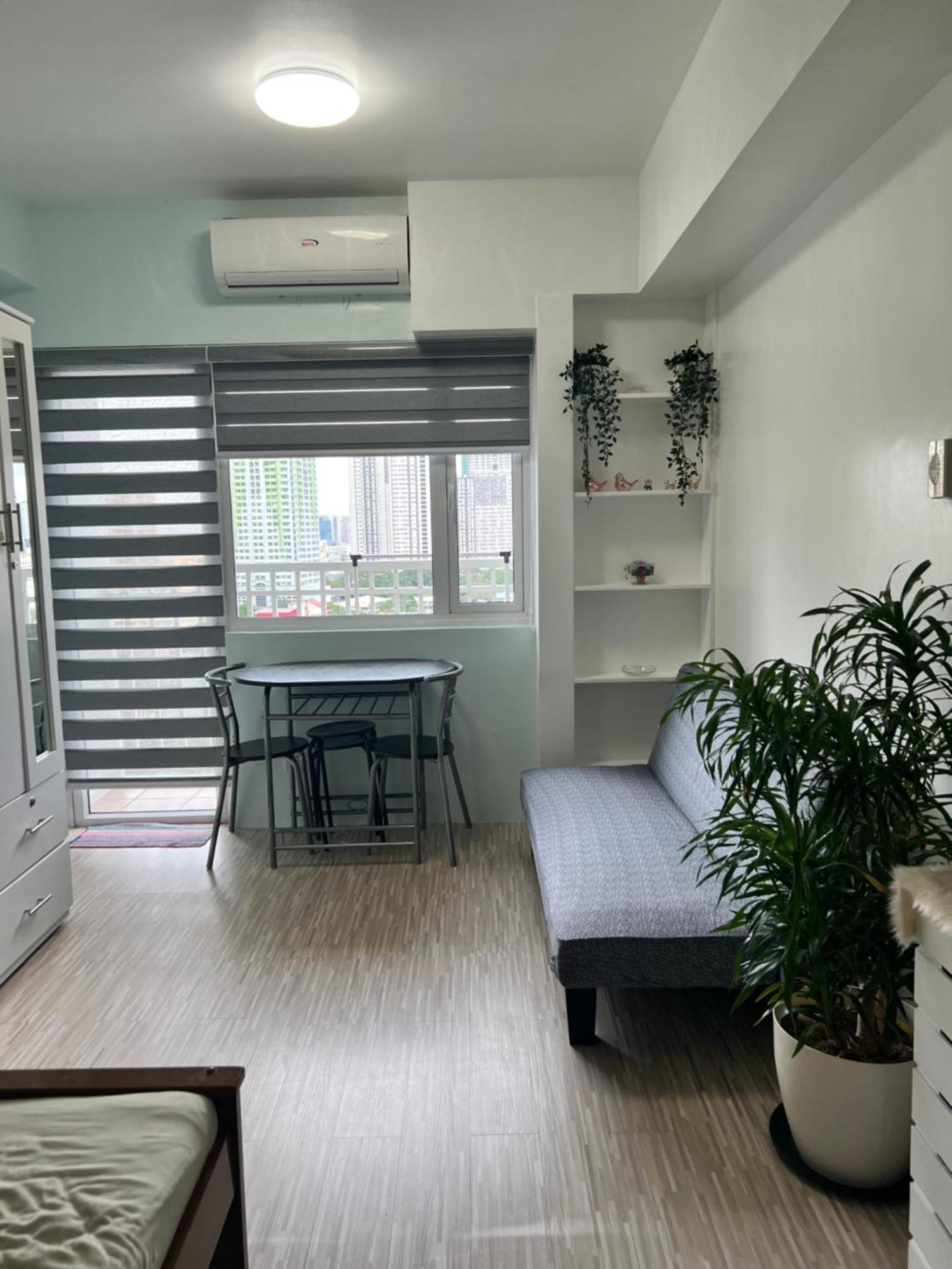 De Luxe, Standard And Studio Suites -The Breeze Residences-Close To Airport,Mall Of Asia, Us Embassy มะนิลา ภายนอก รูปภาพ