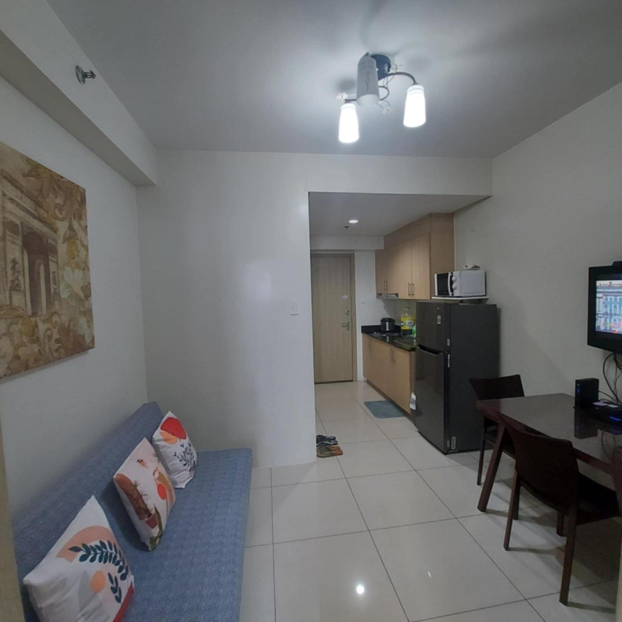 De Luxe, Standard And Studio Suites -The Breeze Residences-Close To Airport,Mall Of Asia, Us Embassy มะนิลา ภายนอก รูปภาพ