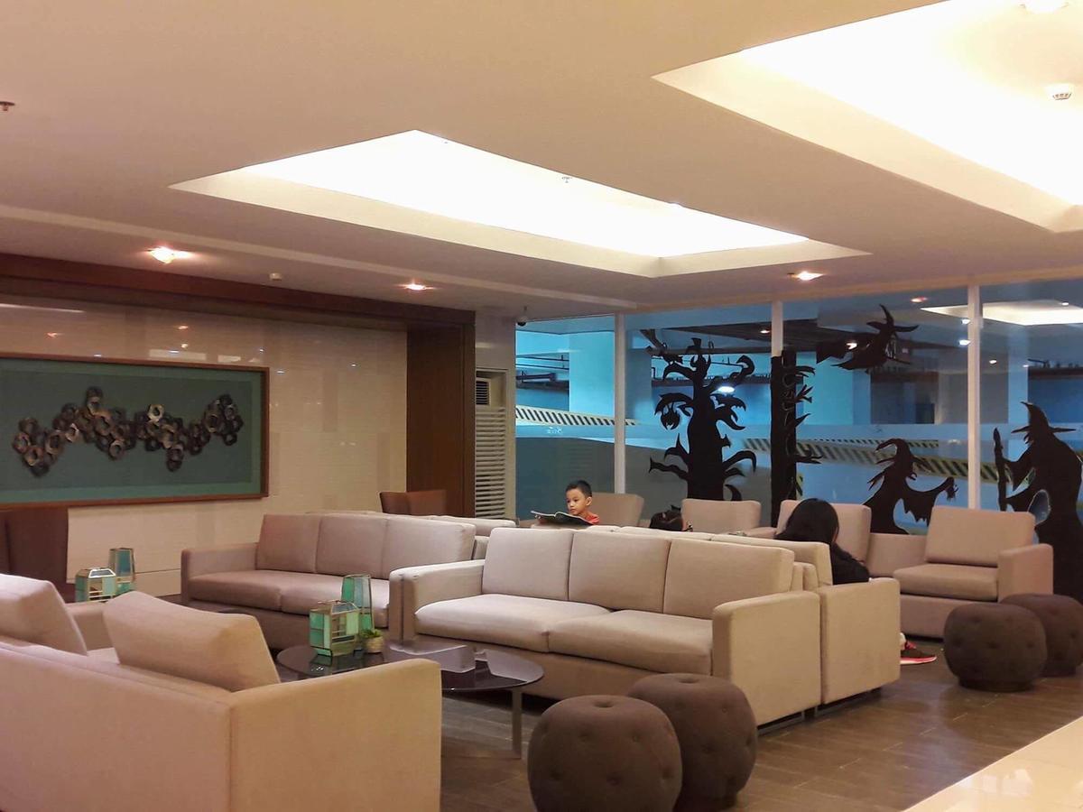 De Luxe, Standard And Studio Suites -The Breeze Residences-Close To Airport,Mall Of Asia, Us Embassy มะนิลา ภายนอก รูปภาพ
